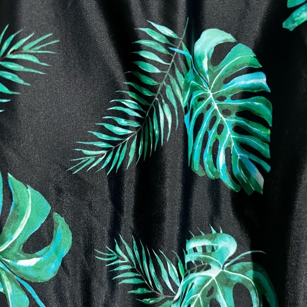 Tropical Leaf Print Women's One Piece Swimsuit - Picture 2 of 8